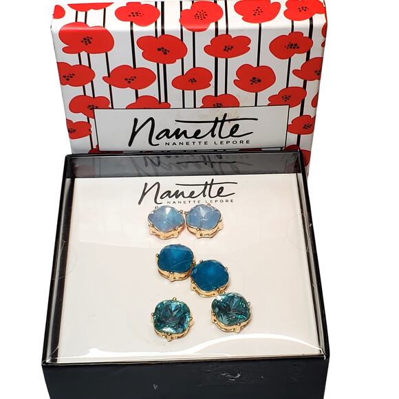 Nanette Lepore Stud Earrings Gift Box New - Picture 1 of 3